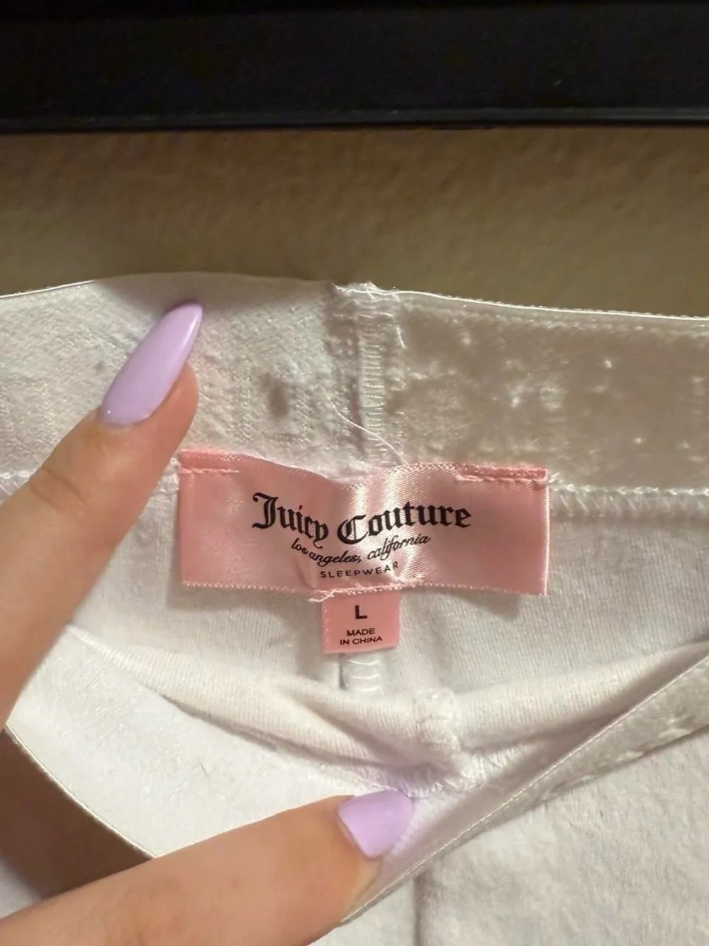 Juicy Couture White Logo-Trim Lounge Shorts